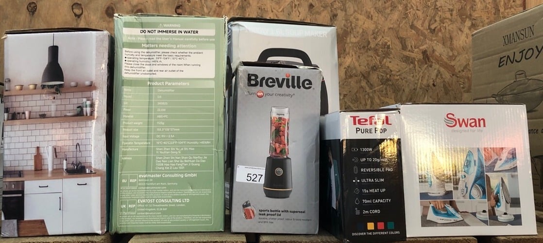 QUANTITY OF KITCHEN & APPLIANCES ITEMS TO INCLUDE BREVILLE BLEND ACTIVE PERSONAL BLENDER & SMOOTHIE MAKER | 350W | 1 PORTABLE BLEND ACTIVE BOTTLE (600ML) | LEAK PROOF LID | BLACK & GOLD [VBL251]: LOC