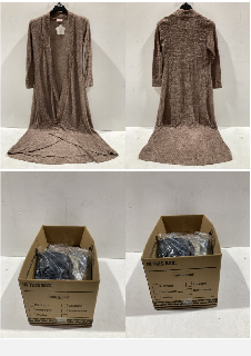 A BOX TO INCLUDE WOMEN GREY WOOL COAT WITH A FUR HOOD