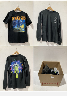 A BOX OF ASSORTED ITEMS TO INCLUDE ASTROWORLD JUMPER SIZE M