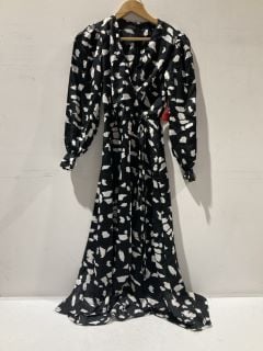 3 X AX PARIS BLACK PRINTED WRAP OVER MIDI DRESS SIZE 6 RRP  £30