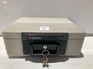 SENTRY FIREPROOF SAFE