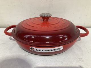 LE CREUSET SIGNATURE SHALLOW CASSEROLE 22CM RRP £149