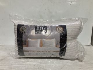 BOX OF ASSORTED ITEMS TO INCLUDE BHS LUXURY NON ALLERGENIC STRIPE PILLOW