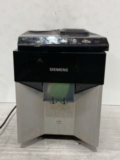 1 X SIEMENS EQ 500 INTEGRATED COFFEE MACHINE