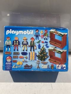 2 X ITEMS INCLUDED PLAYMOBIL CHRISTMAS STORES