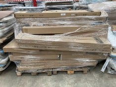 PALLET VARIETY OF FURNITURE INCLUDING 4 LEGGED SOFA DRAWER 090X190CM MODEL GUADIANA (MAY BE BROKEN OR INCOMPLETE).