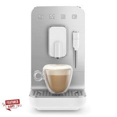 COFFEE MACHINE SMEG WHITE COLOUR TOTAL RRP 497€(WITHOUT ORIGINAL BOX).