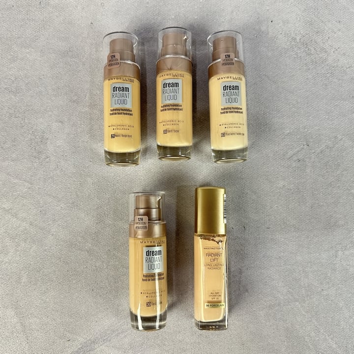 Max Factor X Dream Radiant Liquid Foundation In Various Colours 4x Units And 1x Radiant Lift Foundation (VAT ONLY PAYABLE ON BUYERS PREMIUM) (BAAP14)