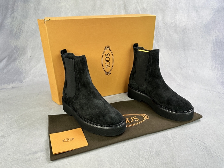 Tod's Tronchetto Ankle Boots With Box And Dust Bag - Size 35.5