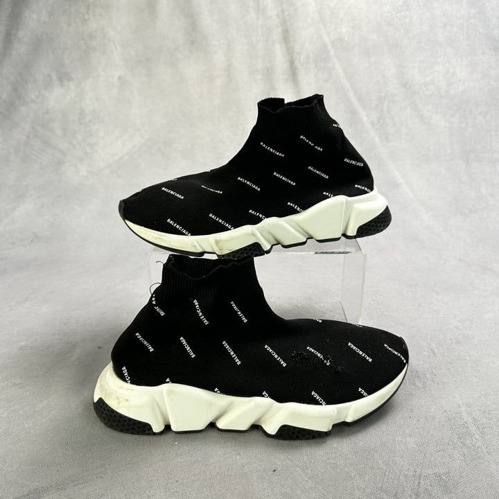 Balenciaga Speed Black Sneakers (Damaged) - Size UK 6 (VAT ONLY PAYABLE ON BUYERS PREMIUM)