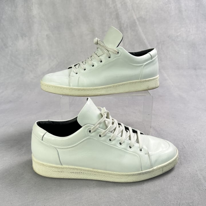 Balenciaga Low Sneakers - Size 42 (VAT ONLY PAYABLE ON BUYERS PREMIUM)