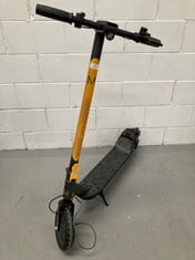 CECOTEC ELECTRIC SCOOTERS BONGO M SERIES, OFFERS A MAXIMUM POWER OF 500 W - 700 W, RANGE OF 40/20 KM, WHEELS 8.5" - 9", ELECTRIC FRONT BRAKE AND REAR DISC BRAKE, APPROVED. (NO CHARGER AND DAMAGED) (P