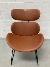 AC DESIGN FURNITURE CARLEE ARMCHAIR, FAUX LEATHER METAL, RETRO COGNAC AND BLACK (DAMAGED), (P.V.P. 171'82€) .