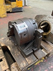 Dividing Head with 10" 3 Jaw Chuck