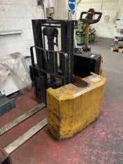 2002 Kelvin Enginnering Pallet Lift Model PF0.6 (Scrap)