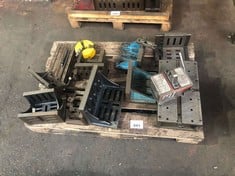 Pallet of Assorted Angle Plates