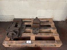 Pallet Comprising 2 x Machine Vices