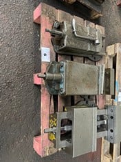 Pallet Comprising 3 x Machine Vices