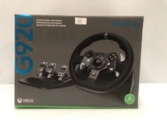 LOGITECH G920 STEERING WHEEL AND PEDAL (HAS A BROKEN CABLE) UK PLUG - LOCATION 28B