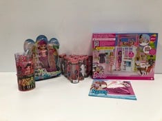 VARIETY OF CHILDREN'S TOYS INCLUDING NANCY CLOTHES - LOCATION 42C.