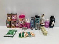 VARIETY OF PERSONAL CARE ITEMS VARIOUS BRANDS AND MODELS INCLUDING BATH SALTS ON LINE SENSES - LOCATION 39C.