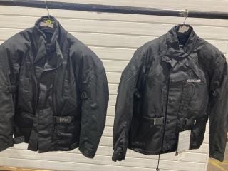 WEISE MOTORCYCLE JACKET IN BLACK SIZE M UK TO INCLUDE  INCLUDE BUFFALO S TYPE BLACK GREY (SIZE M)