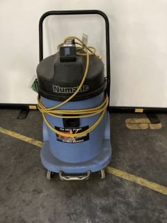 TALL BLUE NUMATIC VACUUM CLEANER