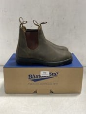 BLUNDSTONE 585 ELASTIC SIDED BOOT LINED RUSTIC BROWN - SIZE 5.5