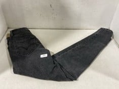 LEVI'S HIGH WAISTED MOM BLACK JEANS - SIZE 24 X 29