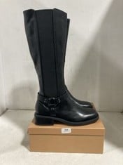 SIMMI LONDON BLACK PU LEATHER BOOTS - SIZE 8