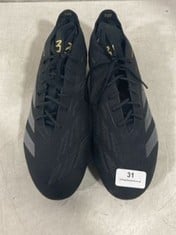 ADIDAS PREDATOR ELITE FIRM FOOTBALL BOOTS IN BLACK IN SIZE 10.5 - RRP - £140