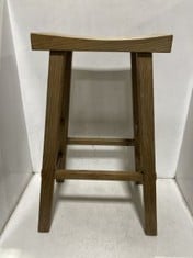 LAREDOUTE GIW057 NATURAL STOOL