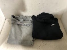 4 X ASSORTED CLOTHING TO INCLUDE NIKE DRI-FIT HOODIE BLACK SIZE XL