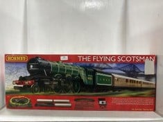 HORNBY THE FLYING SCOTSMAN 00 GAUGE TRAIN SET - RRP - £150