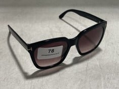 TOM FORD BLACK FRAME SUNGLASSES - MODEL NO. TF502 - RRP - £270