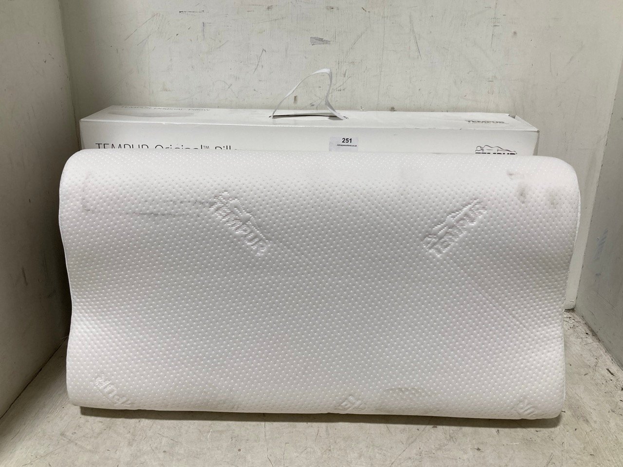 TEMPUR ORIGINAL MEMORY FOAM PILLOW