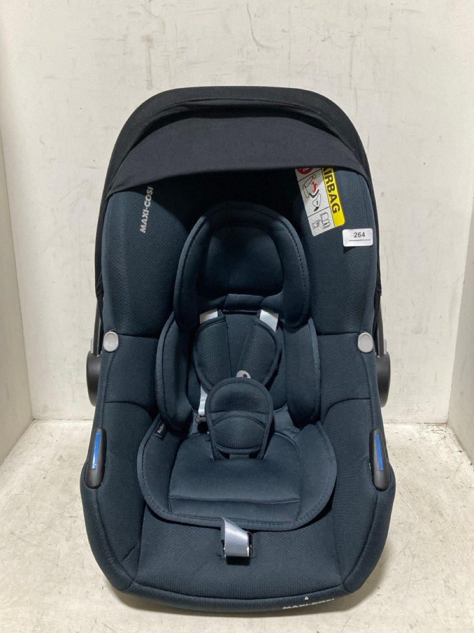 MAXI-COSI CABRIOFIX I-SIZE GROUP 0+ ISOFIX CAR SEAT - RRP £119