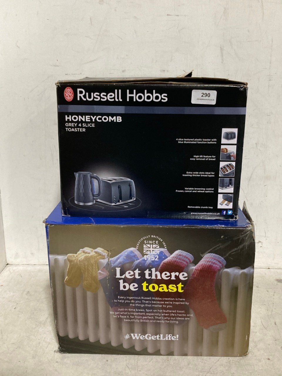 RUSSELL HOBBS HONEYCOMB GREY 4 SLICE TOASTER TO INCLUDE RUSSELL HOBBS INSPIRE BLACK 4 SLICE TOASTER