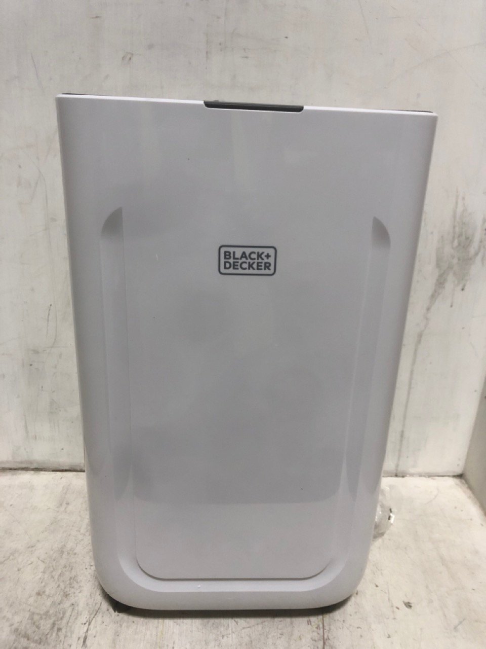 BLACK + DECKER 20L SMART DEHUMIDIFIER BXEH60014GB