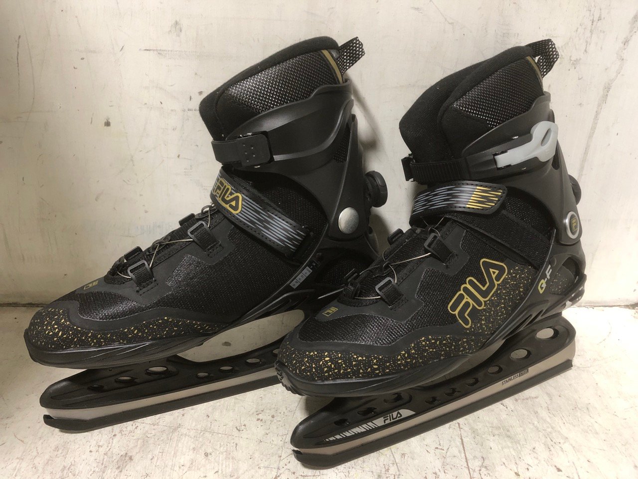 FILA SKATES PRIMO QF BLACK/GOLD ICE SKATES - SIZE 9