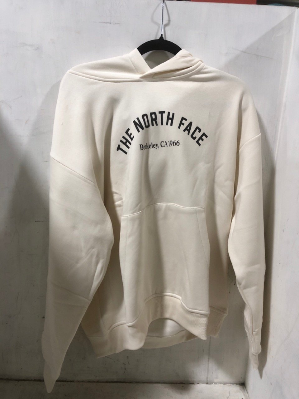 THE NORTH FACE VARSITY PULLOVER HOODIE WHITE DUNE - SIZE M