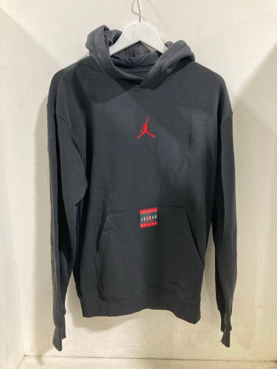 NIKE AIR JORDAN BLACK PULLOVER HOODIE - SIZE S