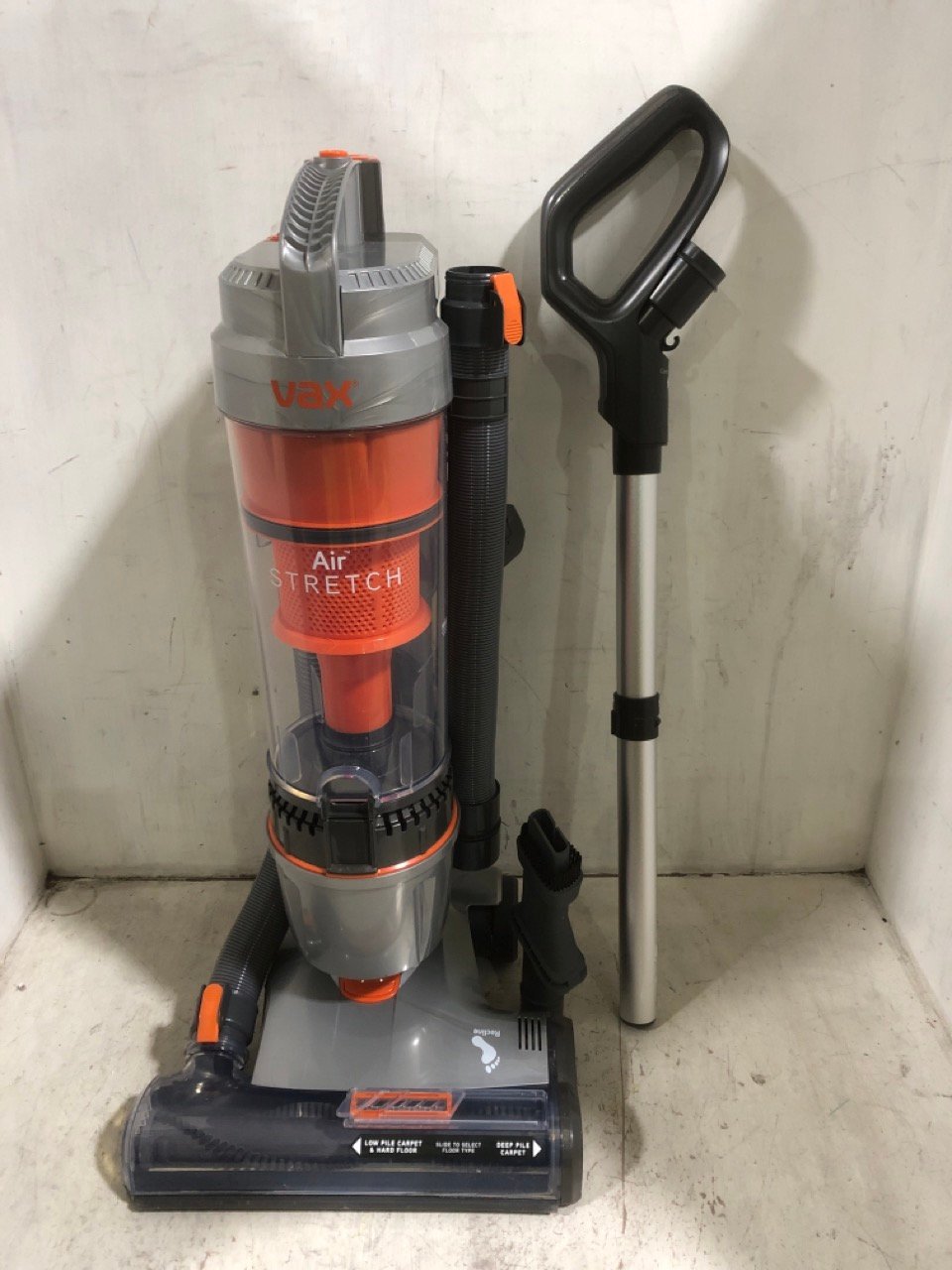 VAX AIR STRETCH UPRIGHT VACUUM CLEANER U85-AS-BE - RRP £100