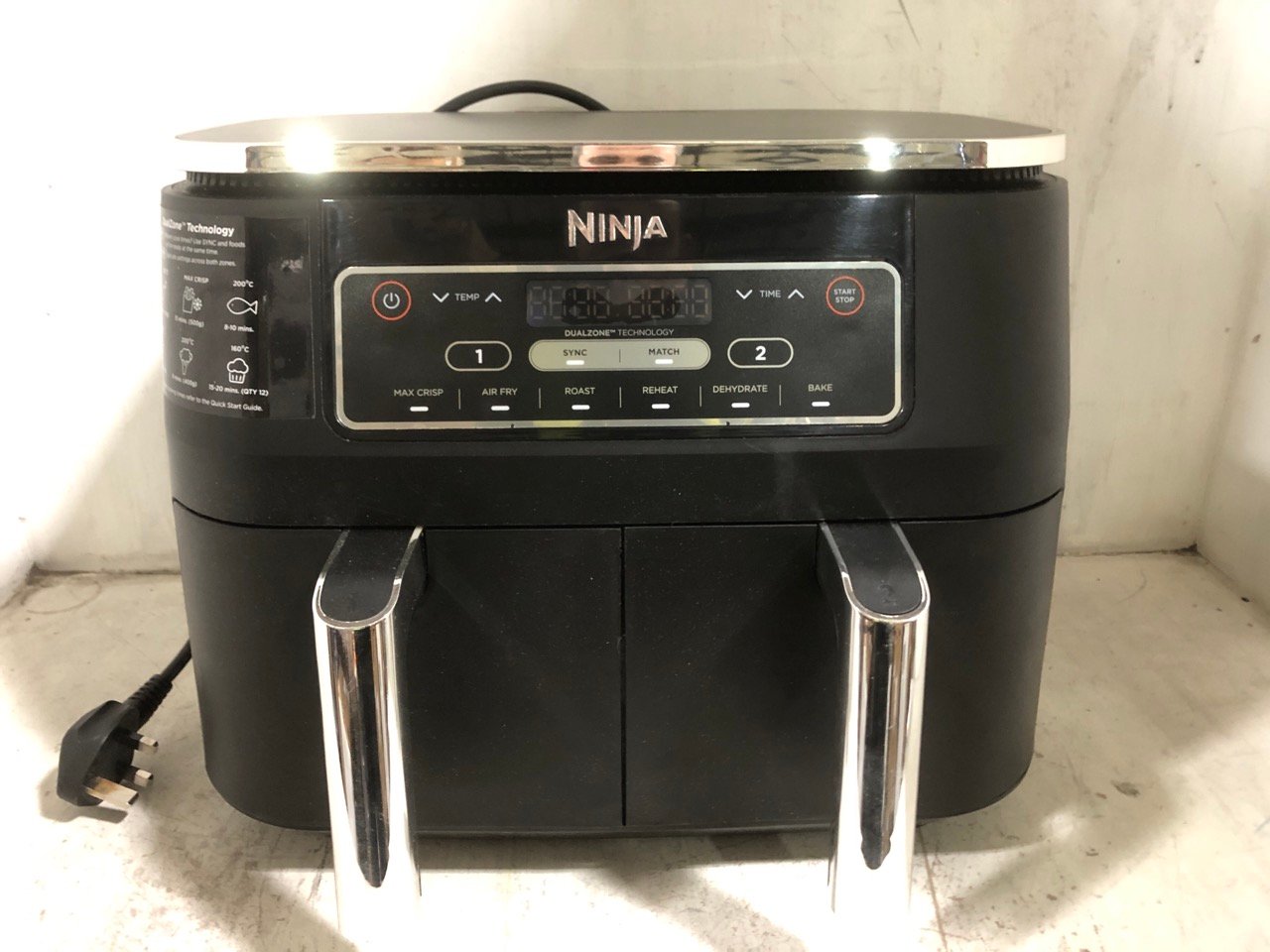 NINJA FOODI DUAL ZONE AIR FRYER AF300UK - RRP £199