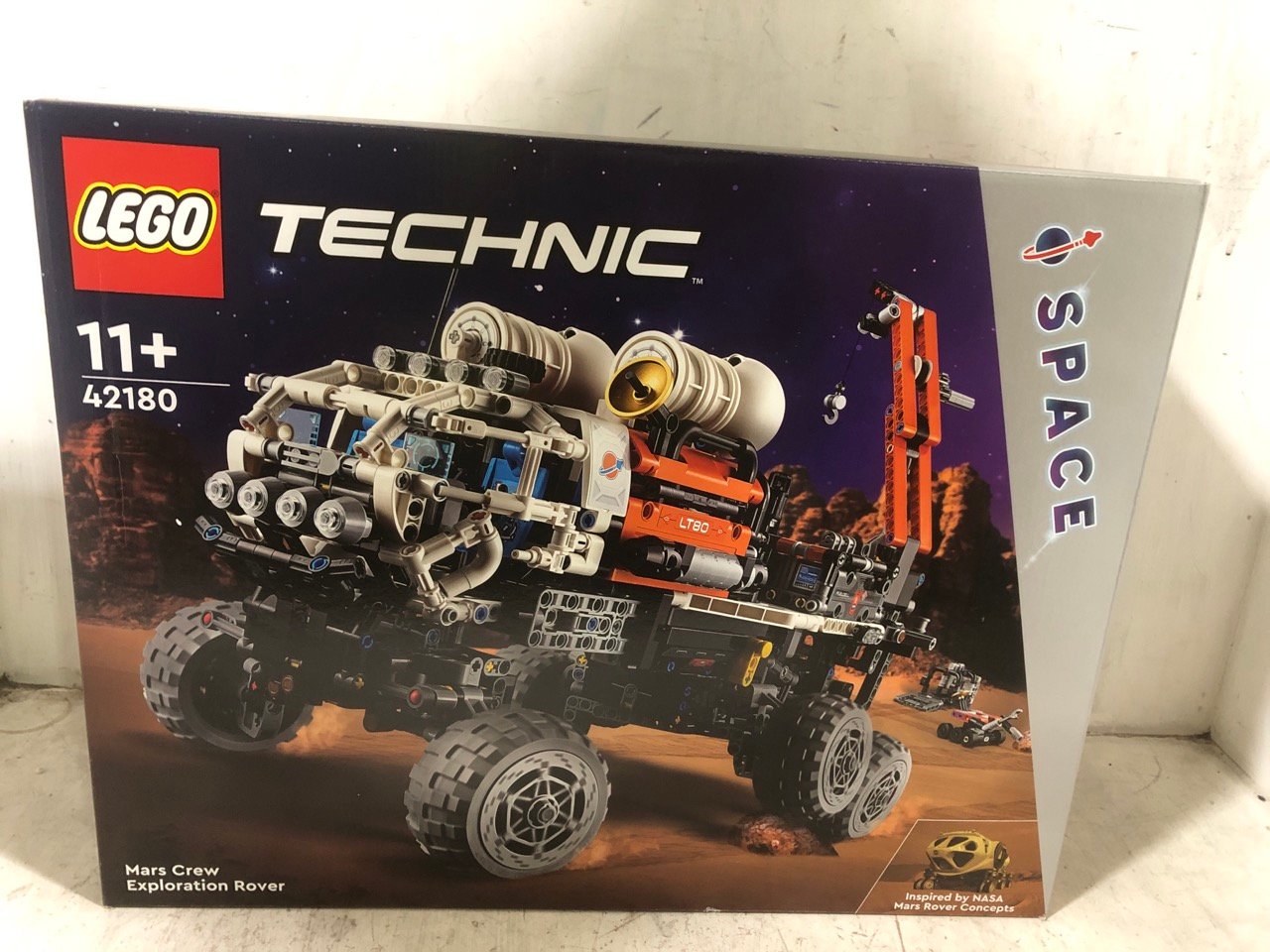 LEGO TECHNIC 42180 MARS CREW EXPLORATION ROVER