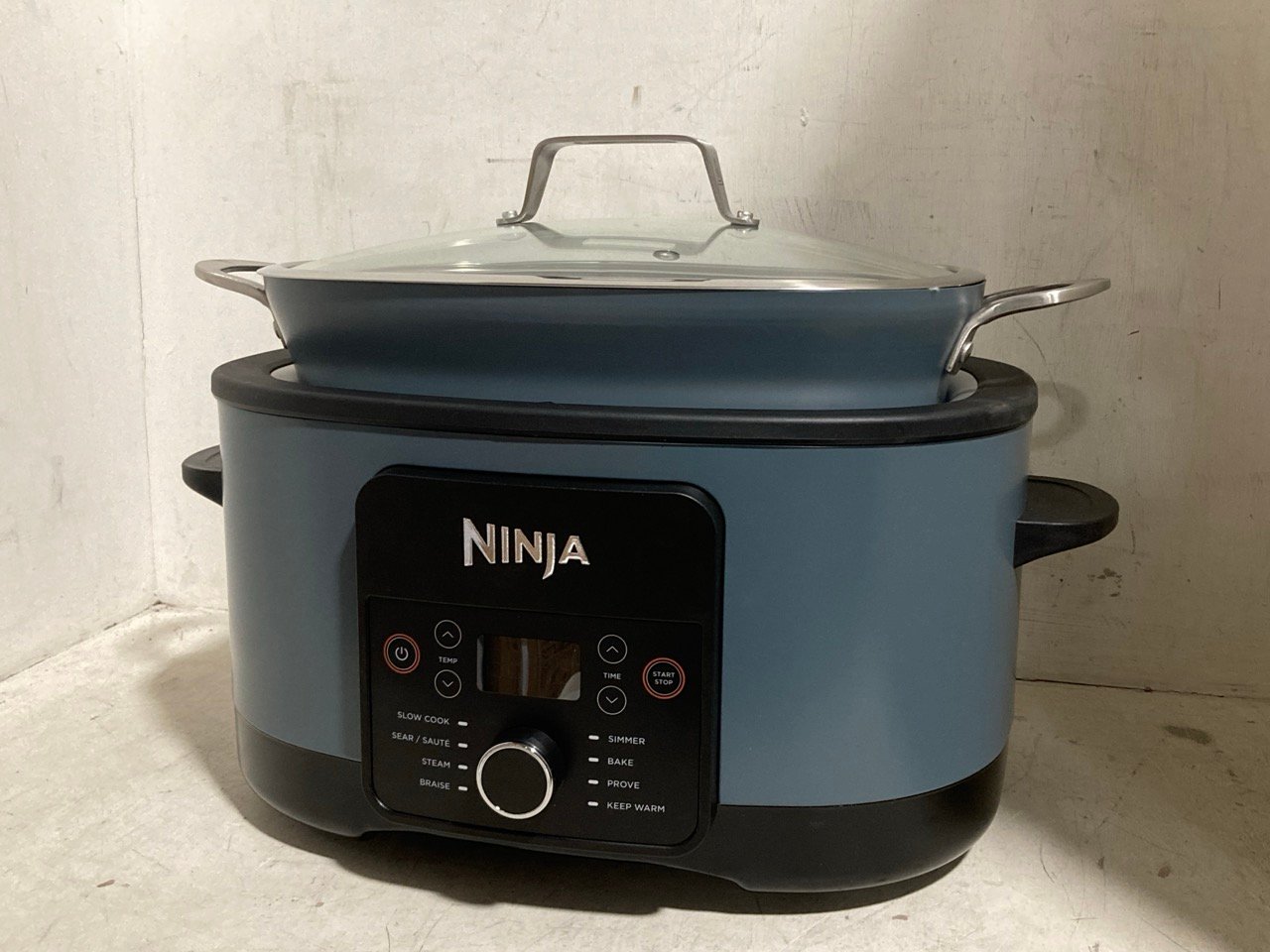 NINJA FOODI 8-IN-1 POSSIBLECOOKER SLOW COOKER & MULTI-COOKER SEA SALT GREY MC1001UK - RRP £149