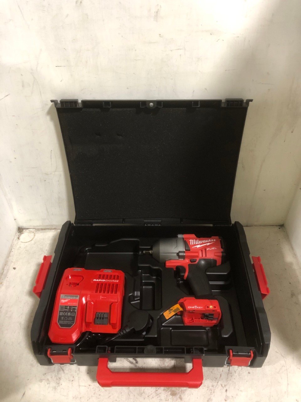 MILWAUKEE M18 ONE KEY FUEL HIGH-TORQUE ½" IMPACT WRENCH M18ONEFHIWF12-502X - RRP £369