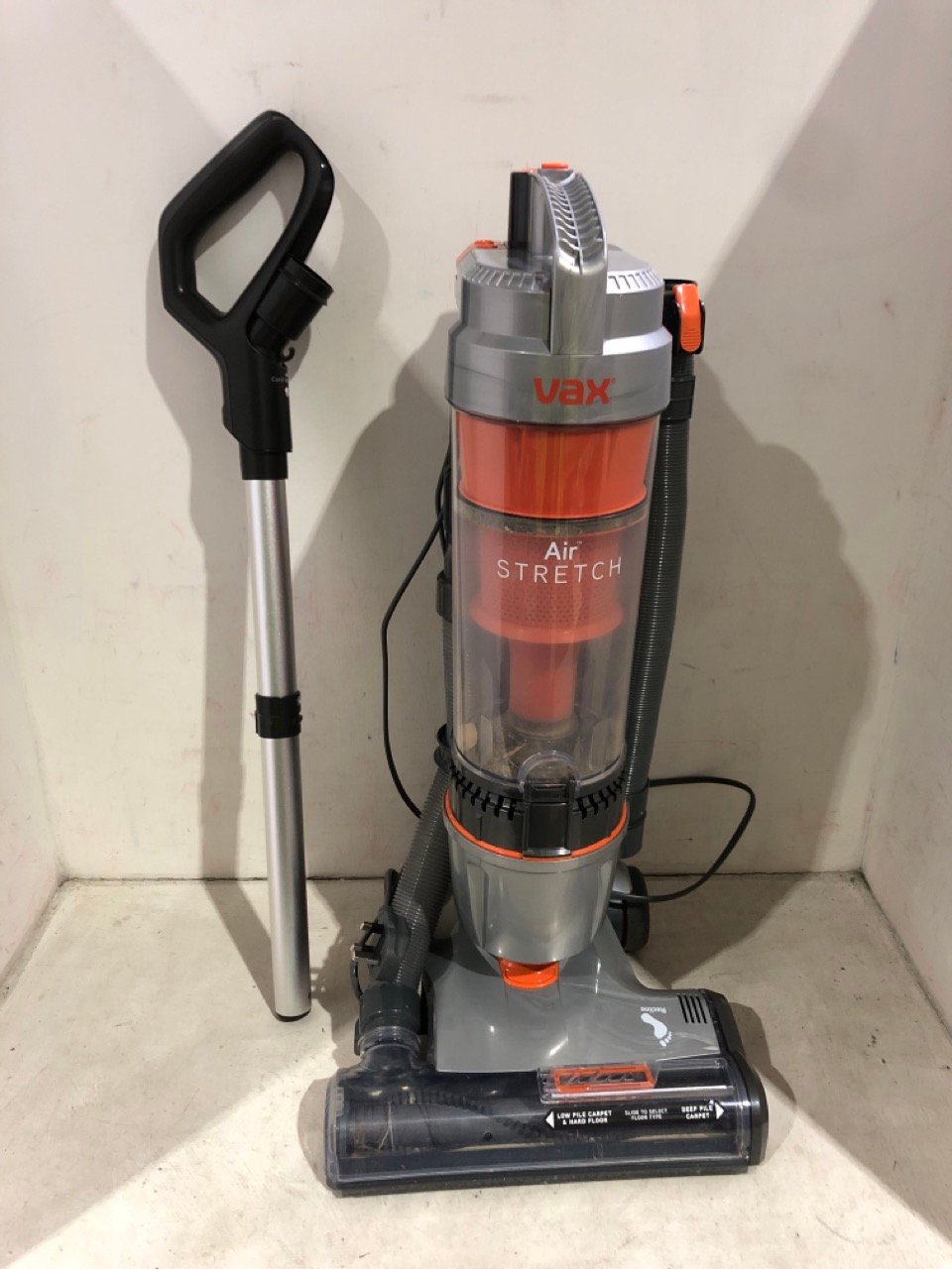 VAX AIR STRETCH UPRIGHT VACUUM CLEANER U85-AS-BE - RRP £100