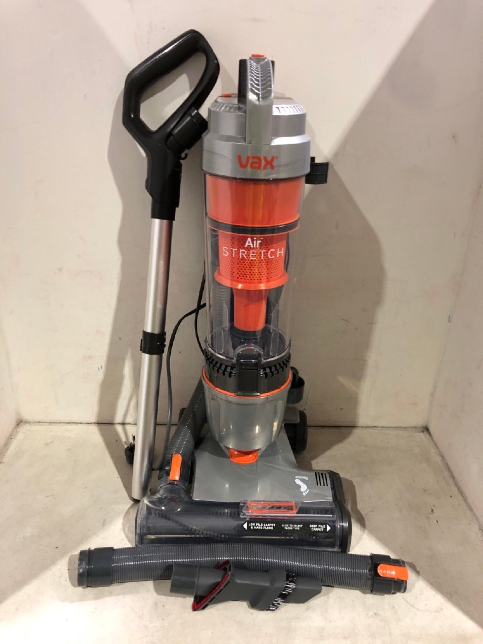 VAX AIR STRETCH UPRIGHT VACUUM CLEANER U85-AS-BE - RRP £100