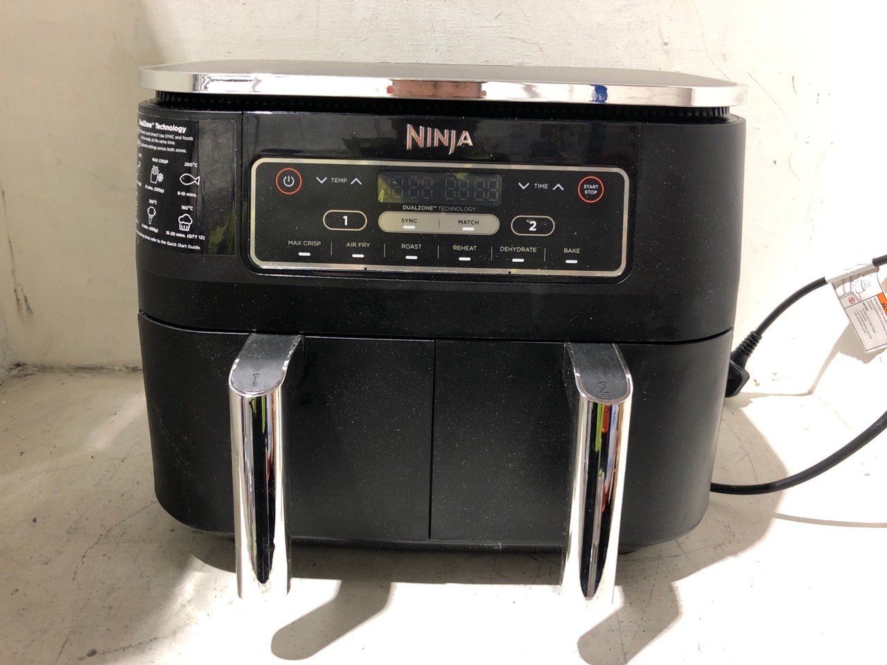 NINJA FOODI DUAL ZONE AIR FRYER AF300UK - RRP £199